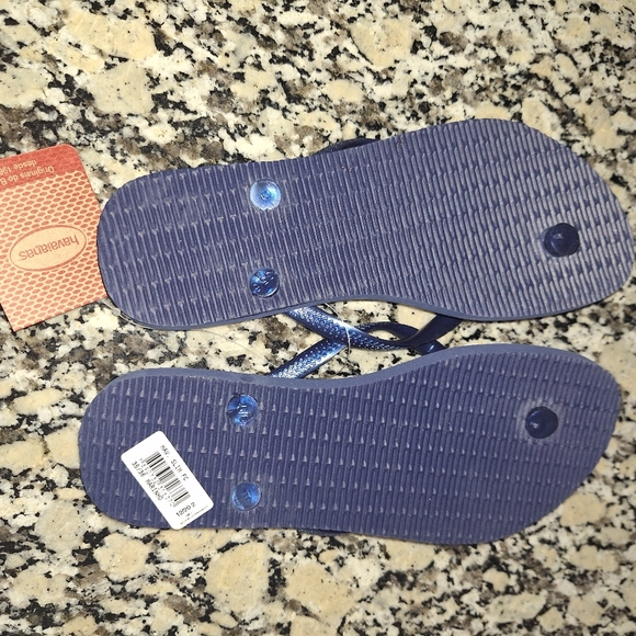 Havaianas Women's Brazil Rubber Flip Flop Sandal, Navy Blue, US 7/8 - Picture 2 of 6